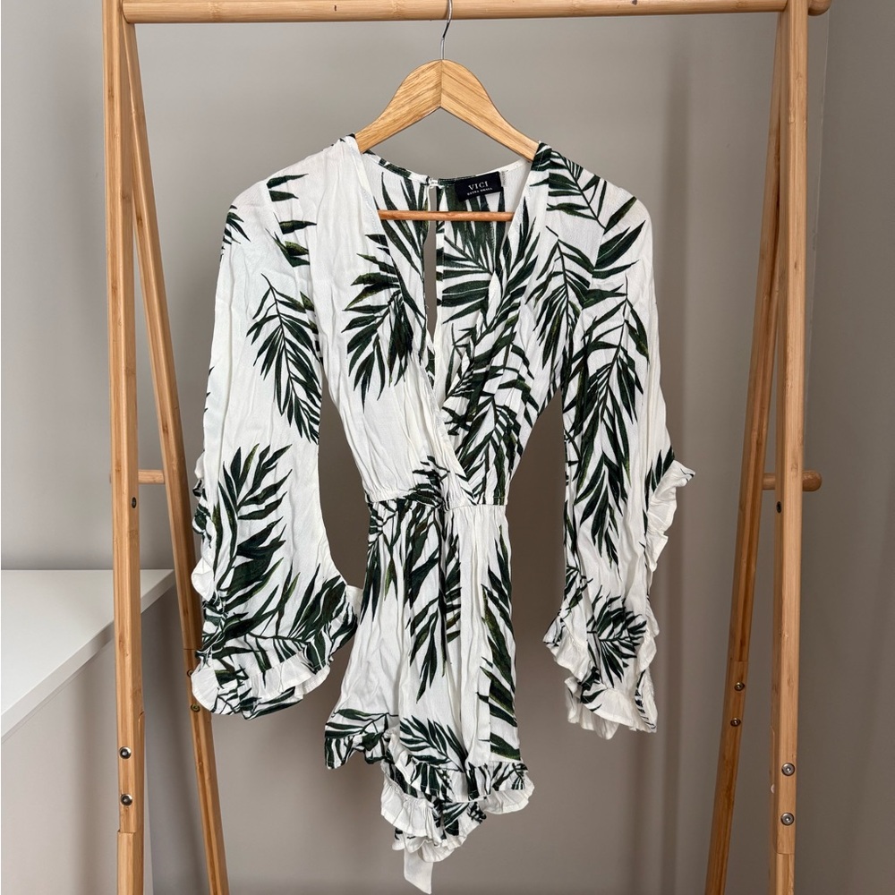 Vici White and Green Leaf Print Women's Romper